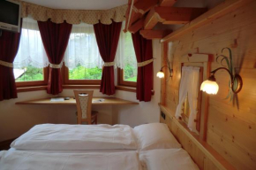 Гостиница Albergo Garnì Costa Verde  Боченаго